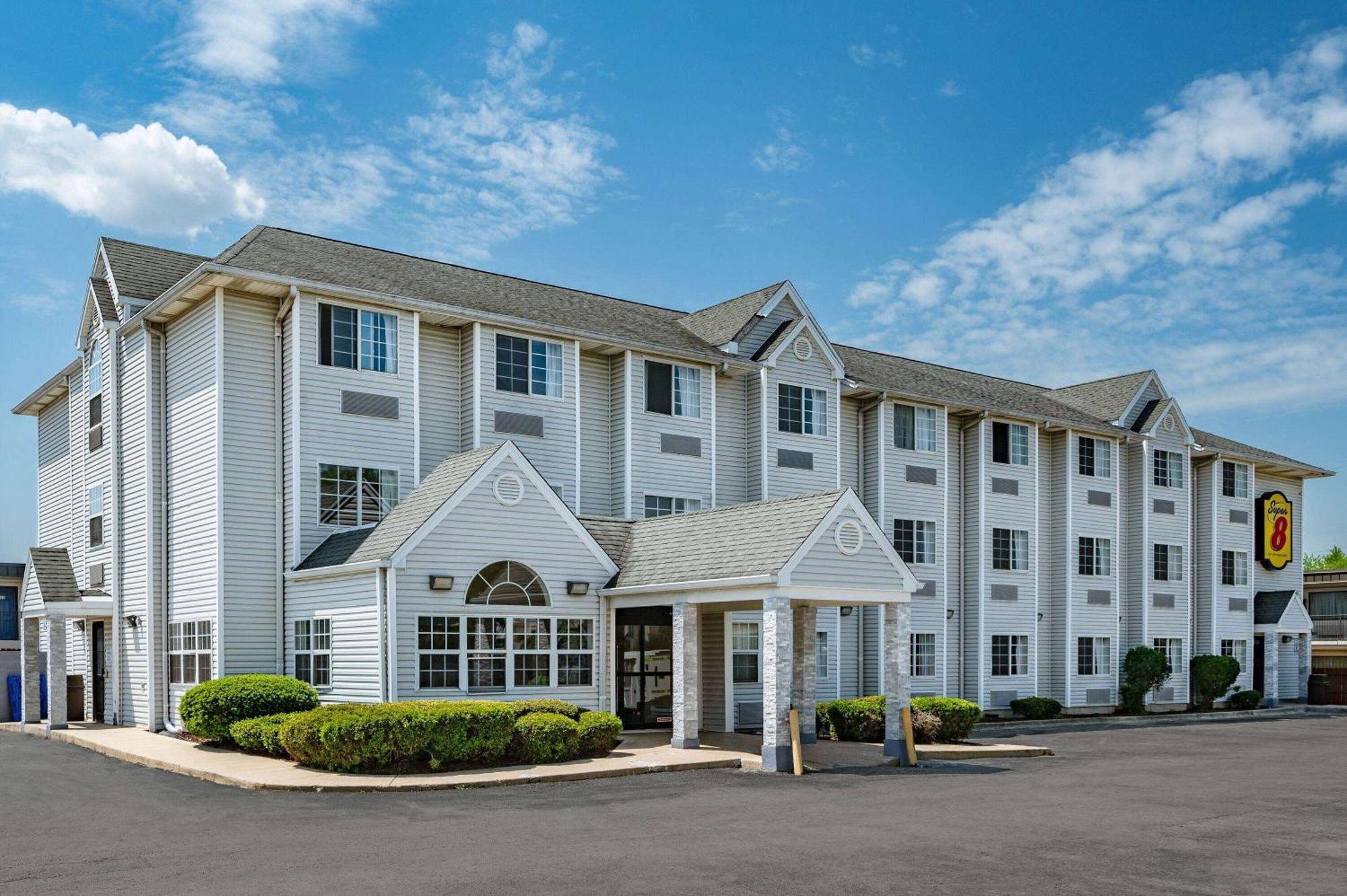 Super 8 By Wyndham Joliet Exterior foto
